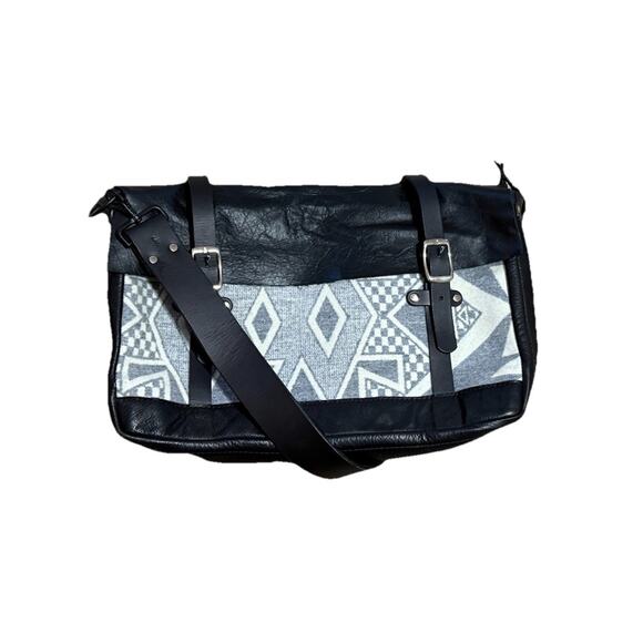 Mens Large Leather & Wool Messenger Bag Crossbody Briefcase Travel Gray Black - Picture 2 of 8